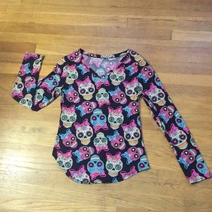 No Boundaries Sugar Skulls Top - Halloween - Large